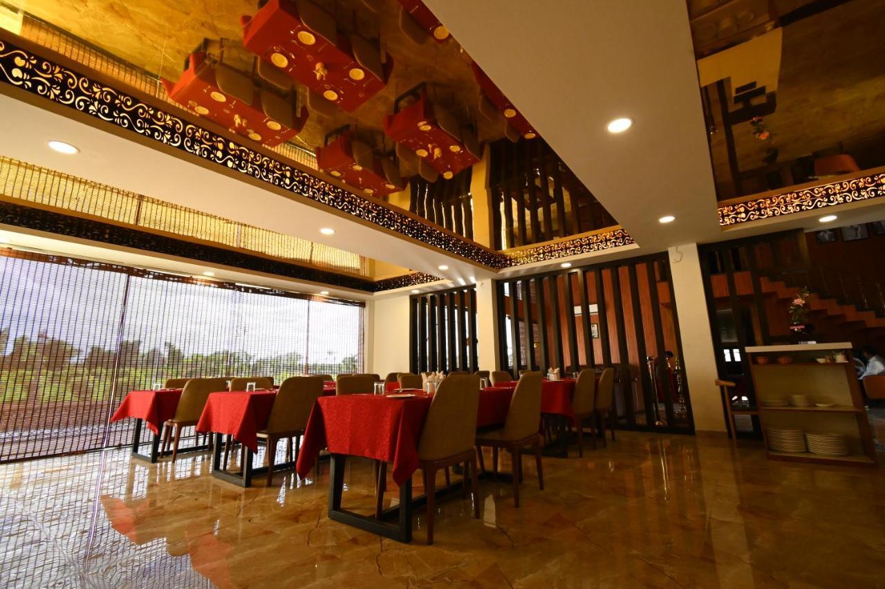 Faith Cricket Club & Resort Bhopál Kültér fotó